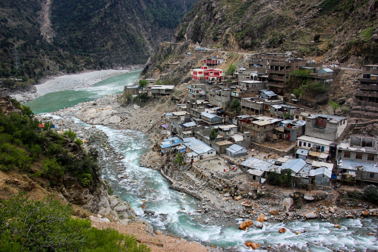 Small mountain village with the Indus in the background.